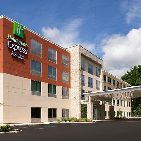 Holiday Inn Express & Suites - North Brunswick By Ihg Екстер'єр фото